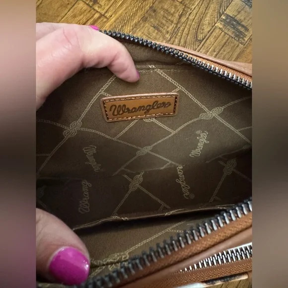 NWT Wranglers Cross Body Purse - Picture 6 of 6